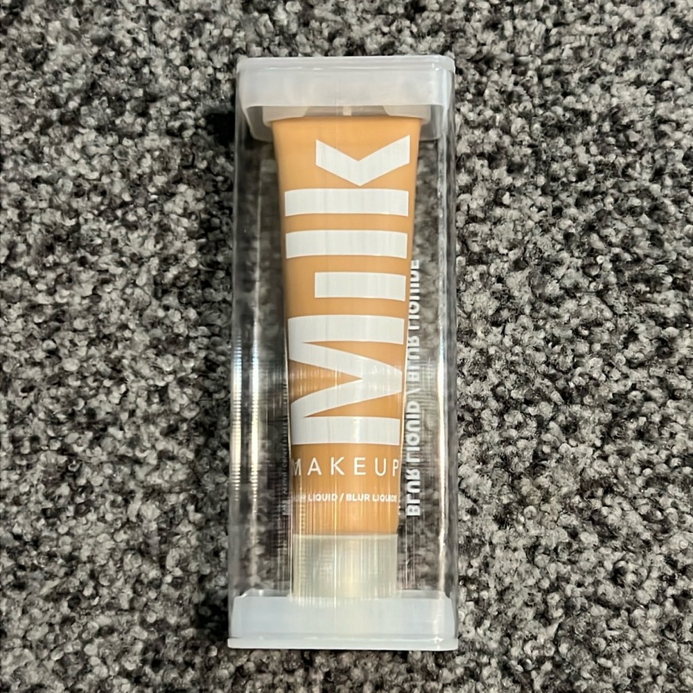 MILK Blur Matte Liquid Foundation Medium Tan NIB